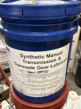 Mtg05 Amsoil Mtg 75w-90 Manual Transmission And Transaxle Gear Lube 5 Gallon