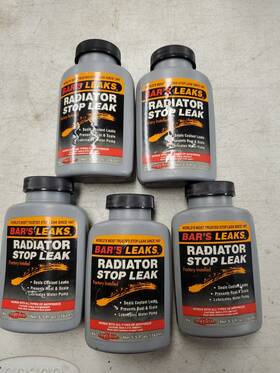 H413 Bars Leaks 046087000014 5 Bottles Vintage R6 Liquid Radiator Stop Leak 5.5 Oz