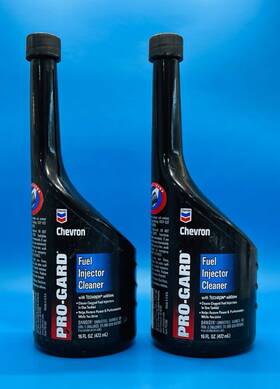 Chevron 023968008215 16oz Pro-gard Fuel Injector Cleaner - Lot 2 Chevron 023968008215 16oz Pro-gard Fuel Injector Cleaner - Lot 2