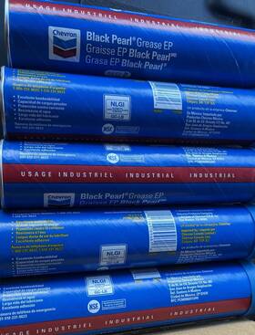 15126024 Chevron Black Pearl Grease Nlgi2 14oz Tubes Brand New Sealed