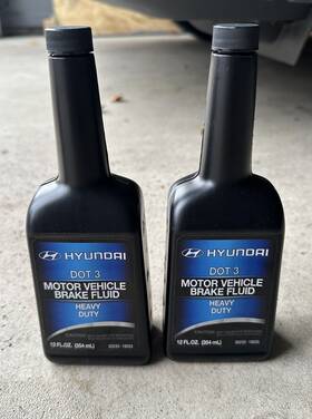 0023219033 Hyundai New Oe Heavy Duty Dot 3 Brake Fluid 12 Oz Set Of 2 00232- 19033