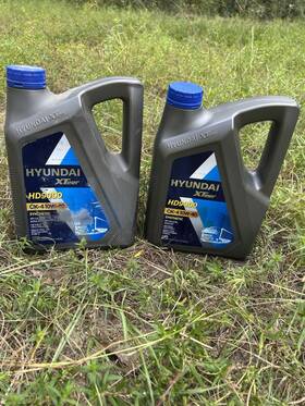 Hyundai 1041006 2 Gallons Xteer Hd9000 Ck-4 10w-40 Synthetic Heavy Duty Diesel Oil