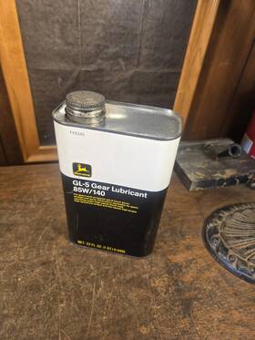 Ty6345 John Deere Gl-5 Gear Lubricant 85w140 - Quart Vintage
