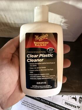 M1708 Meguiars 070382117085 Qty 96oz 12x8oz Mirror Glaze Clear Plastic Cleaner