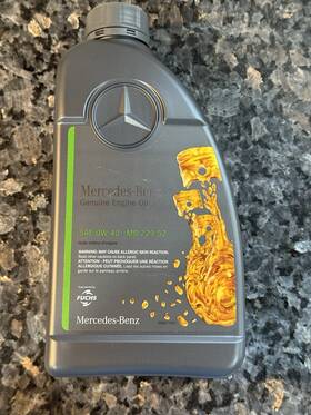 Mercedes-benz A000989731011 Genuine Mercedes-benz 229.52 0w-40 Motor Oil - 1l A 000 989 73 10 11