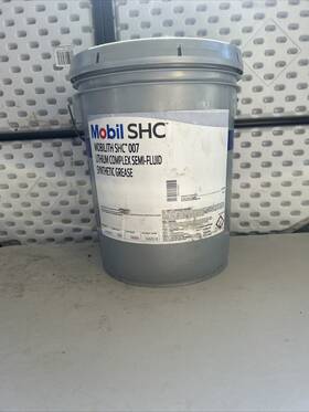 105810 Mobil Shc Lithium Complex Semi-fluid Synthetic Grease