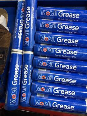 124050 Mobil 12 Tubes Of Mobile Polyrex Em Grease