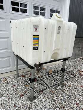 Rtt-6300 Rhino Tuff Tanks Used Tank 120 Gallon Gravity Feed System With Brass Valve Rtt-6300 Rhino Tuff Tanks Used Tank 120 Gallon Gravity Feed System With Brass Valve