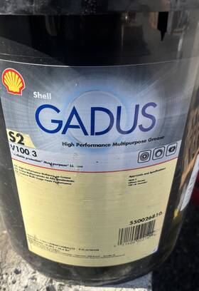 550026811 Shell Gadus S2 V100 3