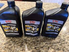 Sus-84 Super S Lot Of 3 - Sae 10 Non Detergent Lubricating Oil Sus 84 1 Quart Sus-84 Super S Lot Of 3 - Sae 10 Non Detergent Lubricating Oil Sus 84 1 Quart