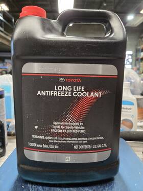 00272-illac Toyota Oem Red Undiluted Long Life Antifreeze/coolant- 1 Gallon