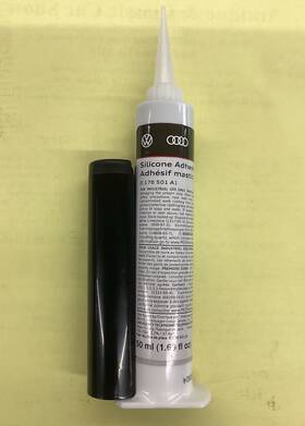 D176501a1 Volkswagen 42525 Genuine Oem Volkswagen/audi Adhesive Sealant Model No. D176501a1 Volkswagen 42525 Genuine Oem Volkswagen/audi Adhesive Sealant Model No.