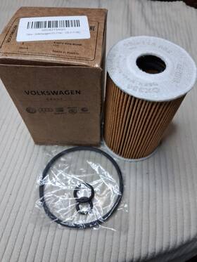 Vw Original / Aic 03l115562 Volkswagen Oil Filter Including Seals Do