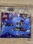 Lego 30205 Friends Pop Star Red Carpet New Polybag. Fixed Price $9.99.